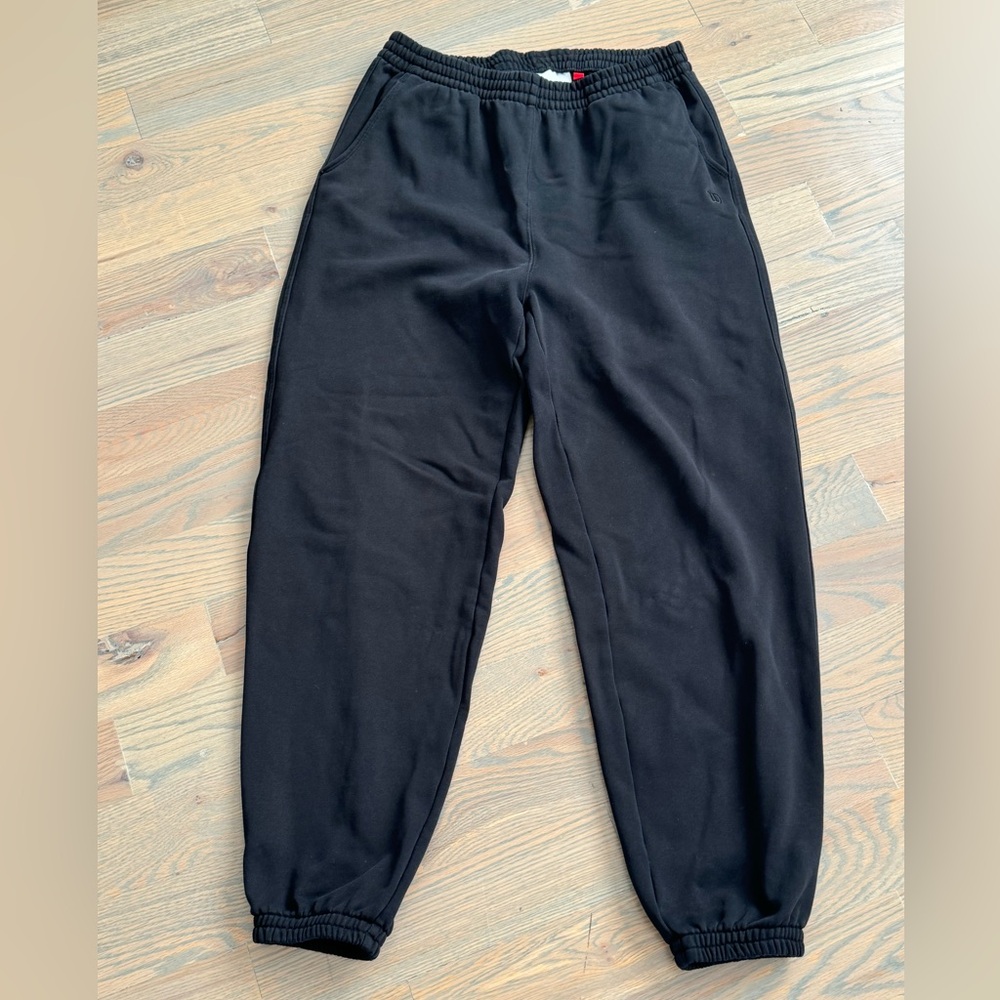 Wilson women’s sweatpants size XL